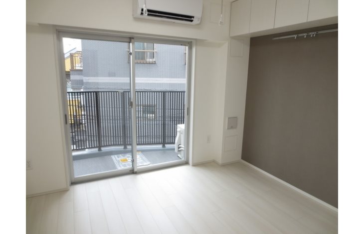 居室・リビング　別号室の参考写真です。