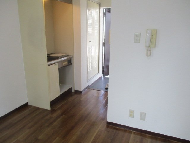 居室・リビング　ゆったりした洋室です