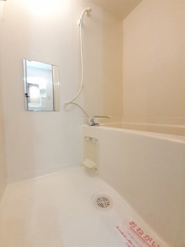 バス・シャワールーム　日々の疲れを癒すお風呂付です