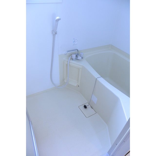 バス・シャワールーム　浴室　※別号室参考写真