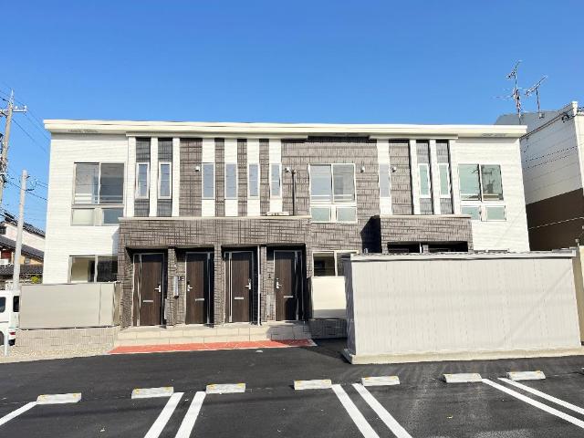 建物外観　外観写真（昼）