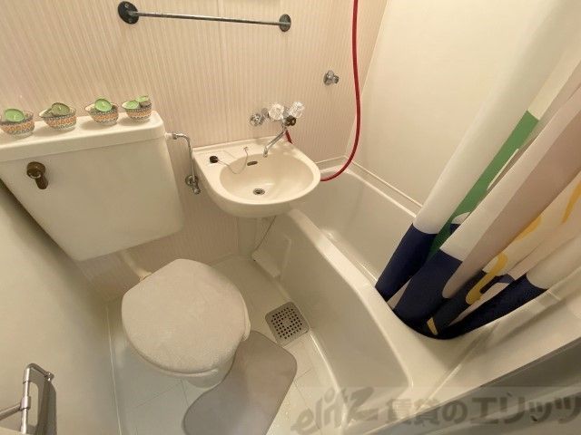 バス・シャワールーム　バス