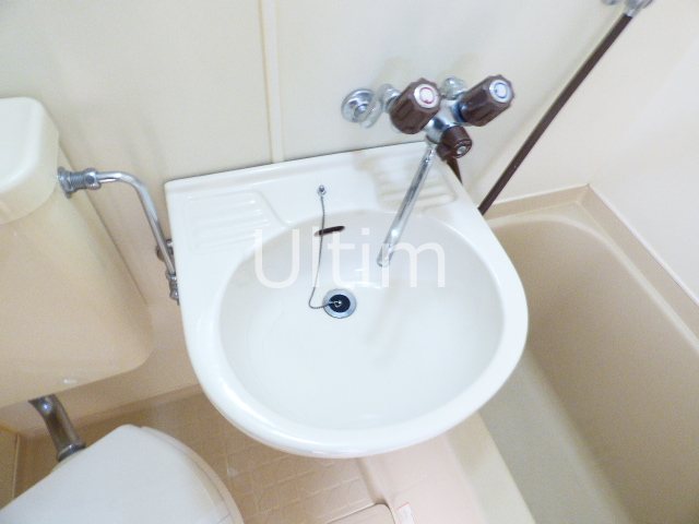 洗面設備　別部屋のお写真です。ご参考までに！