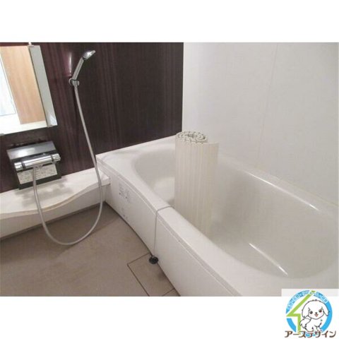バス・シャワールーム　日々の疲れを癒すお風呂付です