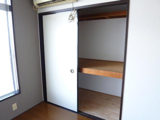 収納　便利な収納スペースあり