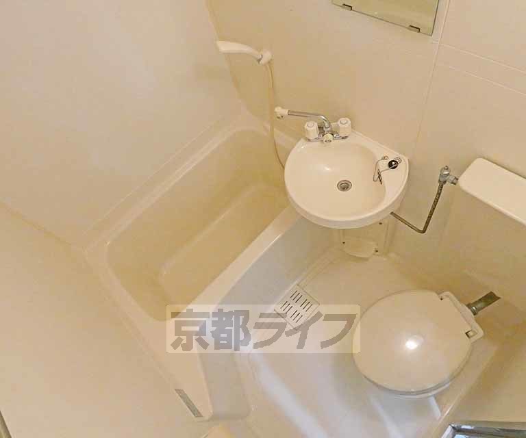 バス・シャワールーム　バスです。