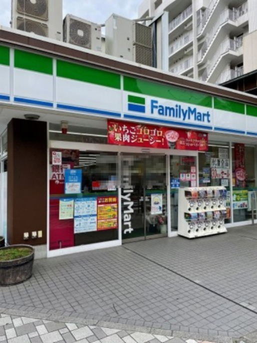コンビニ　ファミリーマート 伊勢佐木町六丁目店（コンビニ）まで91m