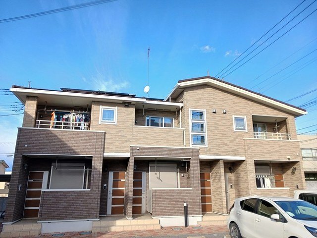 建物外観　落ち着いた雰囲気の外観です