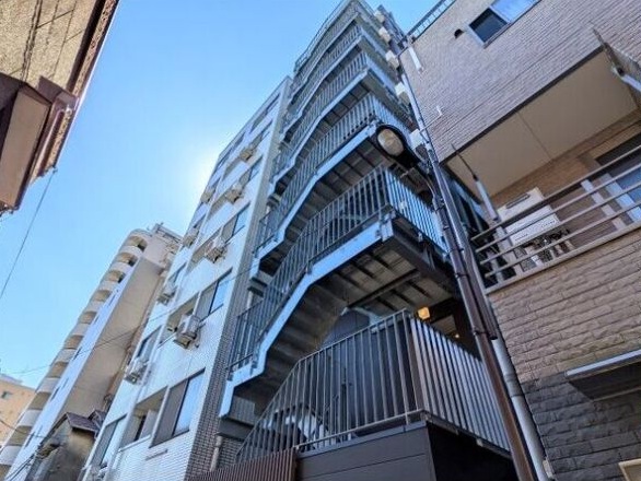 建物外観　リライフ浅草店