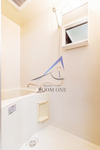 バス・シャワールーム　お風呂です。