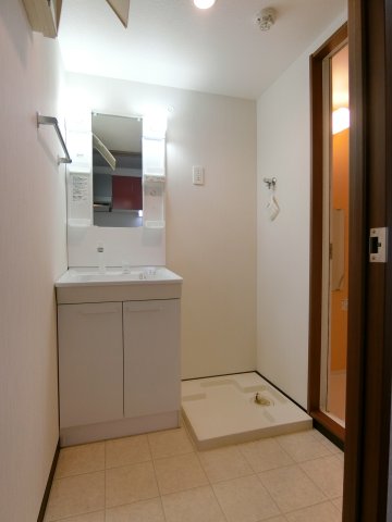 洗面設備　イメージ503号室の写真