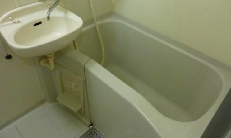 バス・シャワールーム　浴室（同一仕様写真）