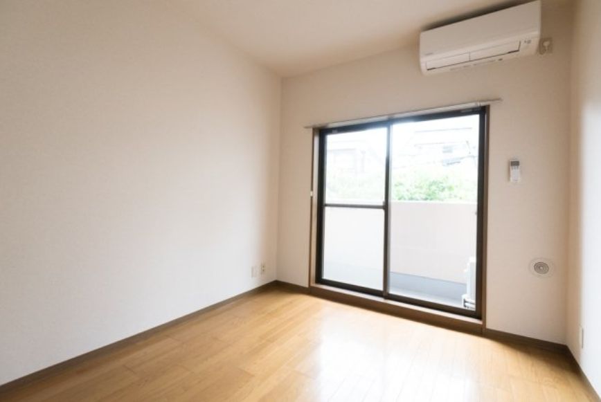 居室・リビング　洋室（同一仕様写真）