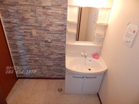 洗面設備　洗髪洗面化粧台