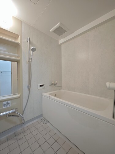 バス・シャワールーム