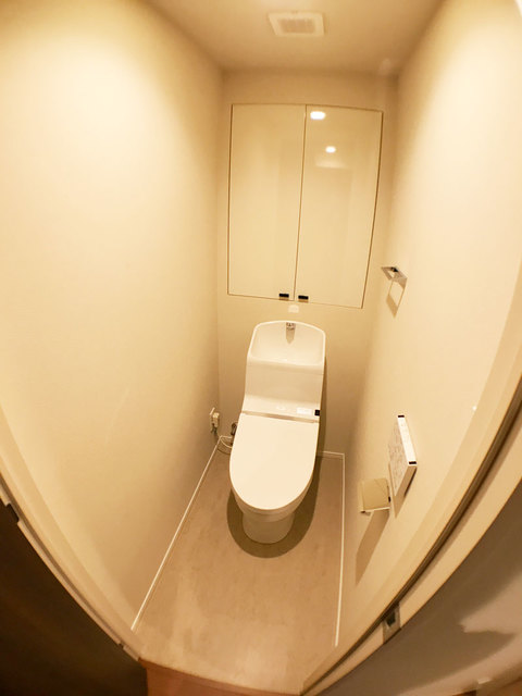 トイレ　※写真は同タイプ住戸です。