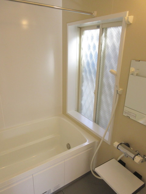 バス・シャワールーム　★追い焚き機能★