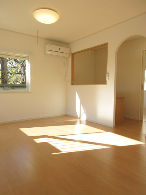 居室・リビング　★明るいリビング★