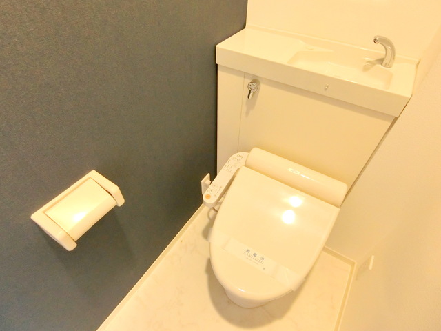 トイレ　★ウォシュレット付トイレです♪