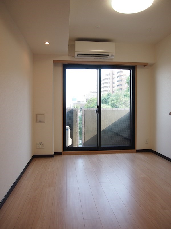 居室・リビング　同物件別部屋参考写真です。