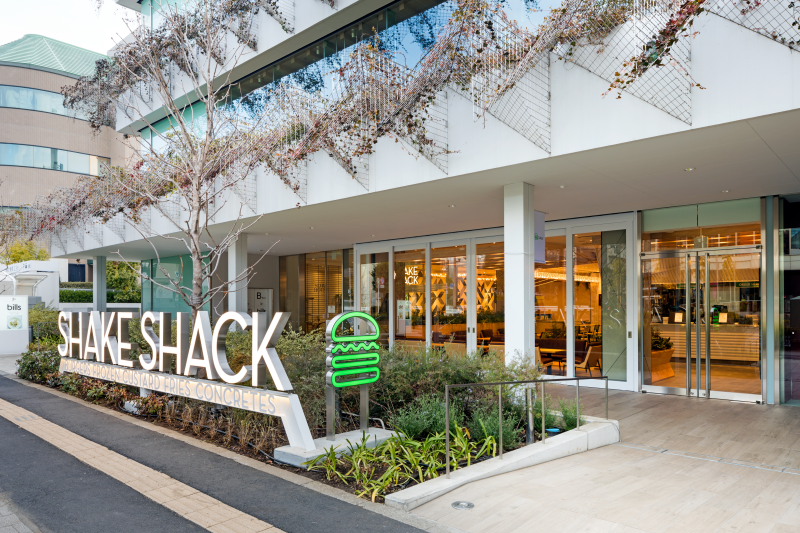 飲食店　SHAKE　SHACK二子玉川店（飲食店）まで570m