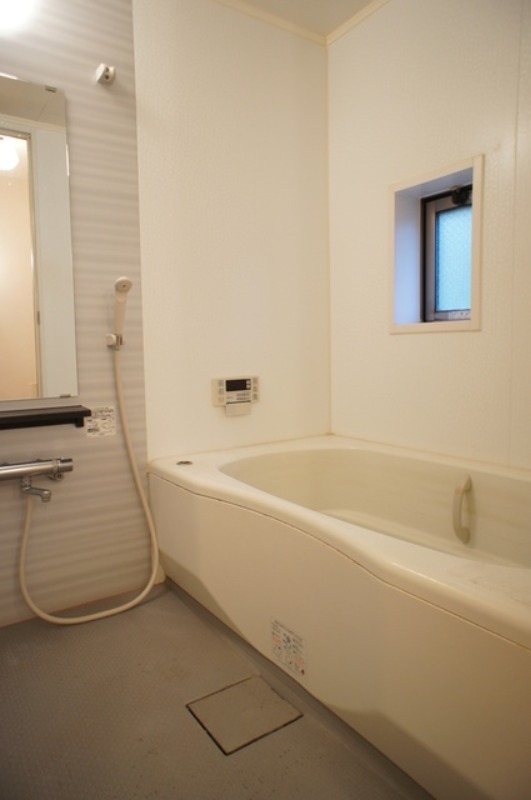 バス・シャワールーム　図面と現状に相違がある場合には現状を優先