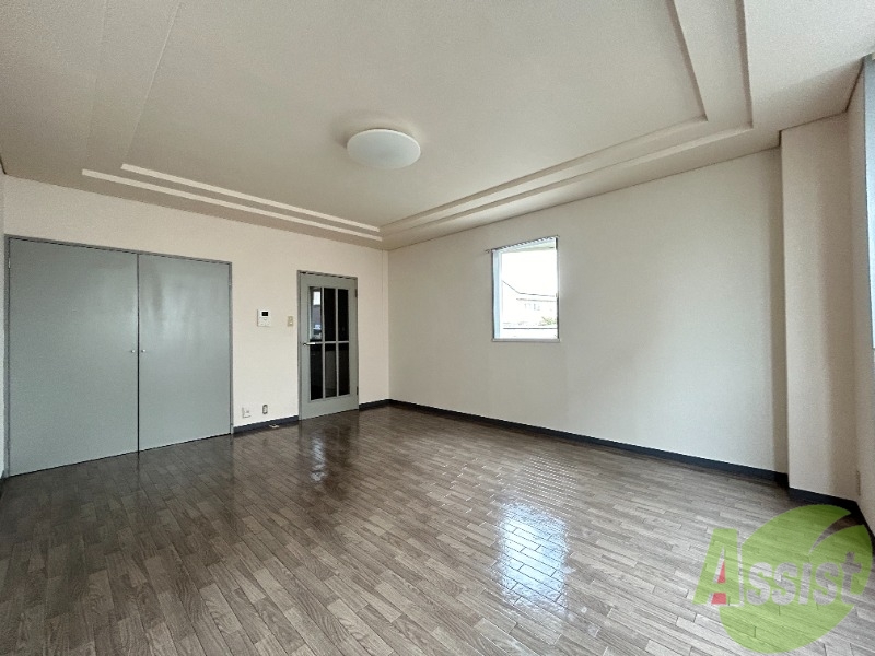 その他部屋・スペース　きれいな洋室が広がっていて居心地が良さそうですね。