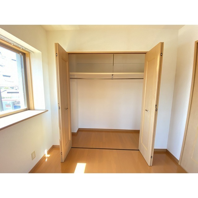 収納　※別のお部屋の写真になります。
