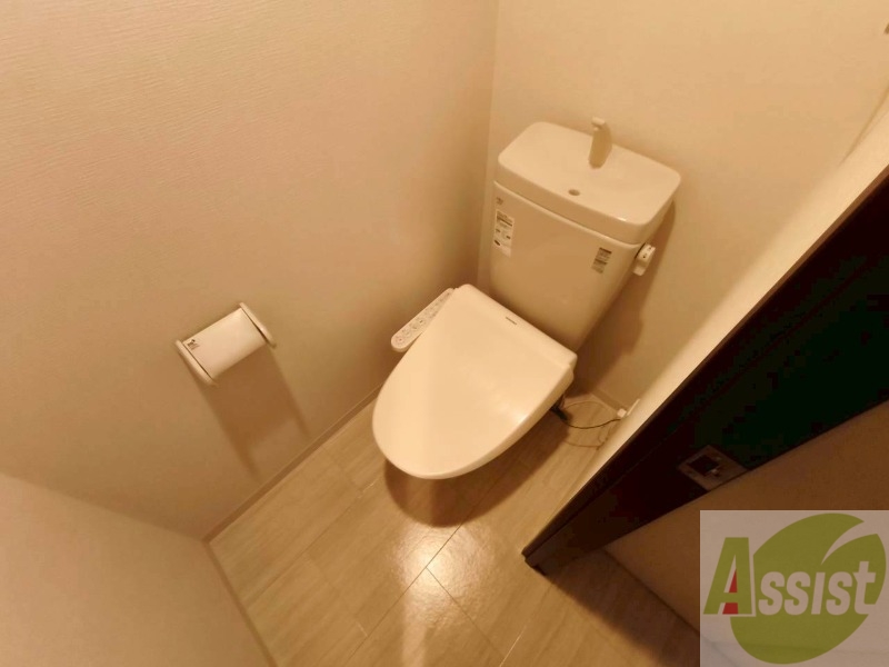 トイレ　ウォシュレット機能がついたトイレ。安心して使用できますね。