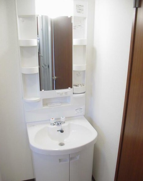 洗面設備　広い洗面スペース