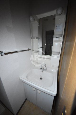 洗面設備　アスリート本町西　洗面所