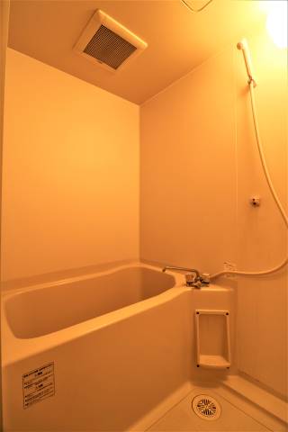 バス・シャワールーム　一日の疲れを洗い流しましょう。