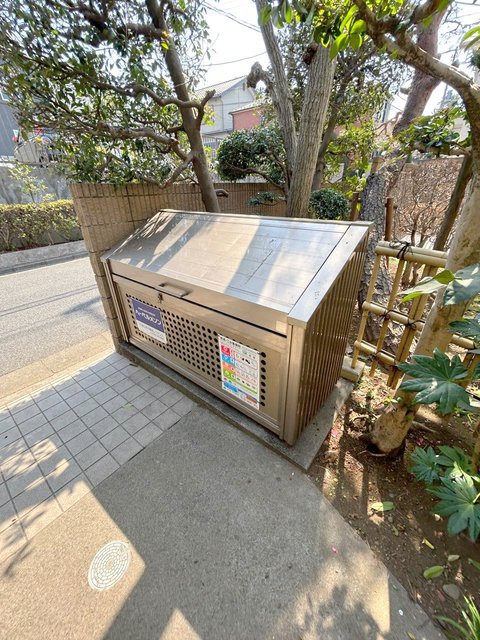 その他共有部分　★敷地内ゴミ置き場★