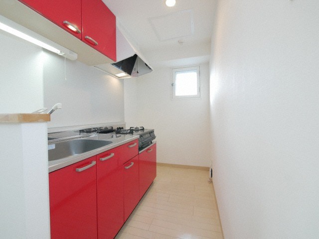 キッチン　オシャレなカラーキッチン♪