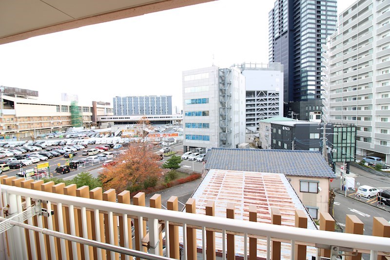 眺望　こう見ると新潟駅が近いですね！