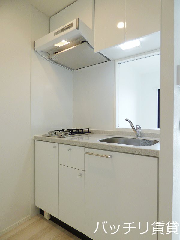 キッチン　写真は別号室の為現状優先。