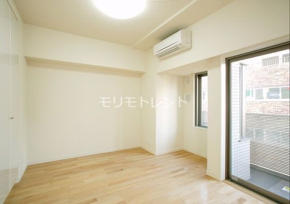 居室・リビング　※別部屋参考写真