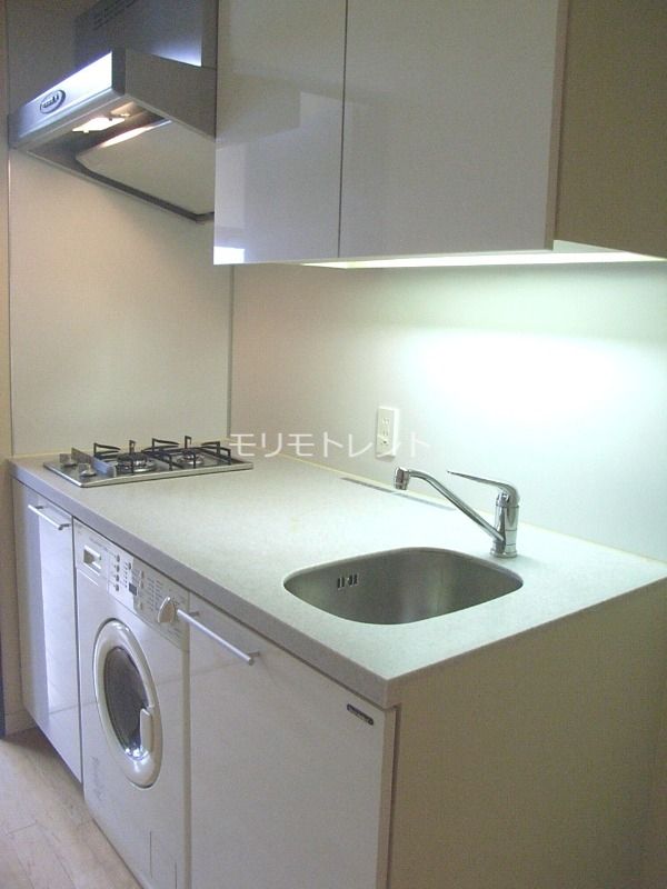 キッチン　※別部屋写真参照