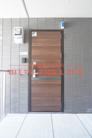 玄関　収納もある玄関です