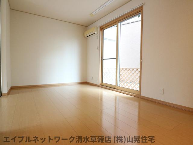 その他部屋・スペース　使い勝手のいい寝室です