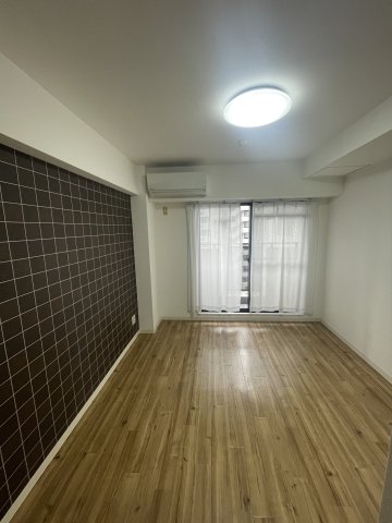 居室・リビング　(参考)同マンション同間取り他部屋の写真