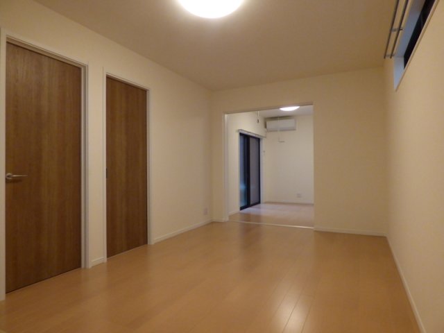 居室・リビング　※同物件・同タイプの写真です。