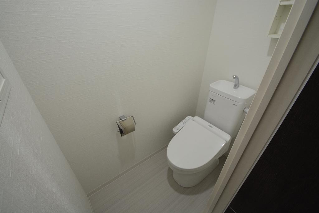 トイレ　シャワー付トイレ