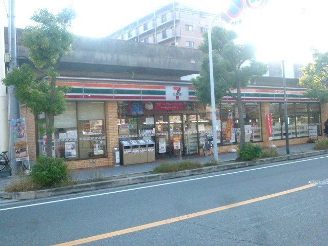 コンビニ　セブンイレブン東大阪小阪3丁目店（コンビニ）まで260m