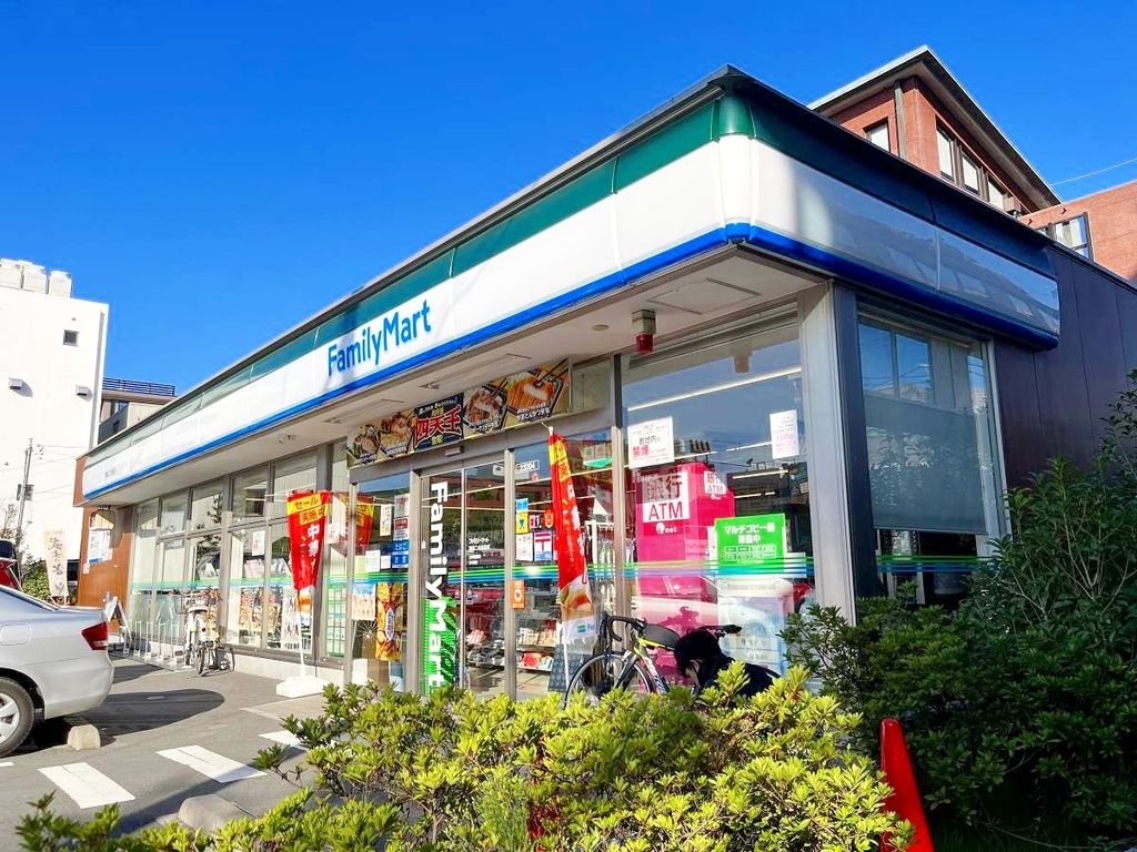 コンビニ　ファミリーマート鎌倉二の鳥居店（コンビニ）まで1240m