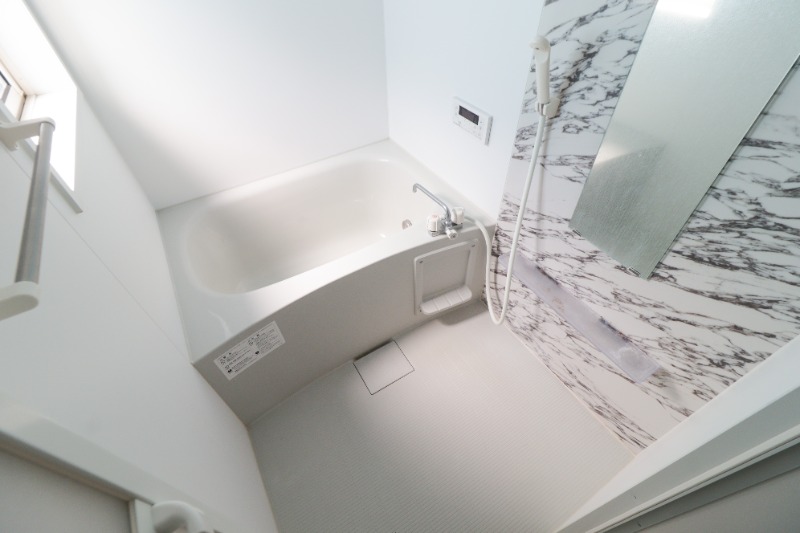 バス・シャワールーム　図面と現状に相違がある場合には現状を優先