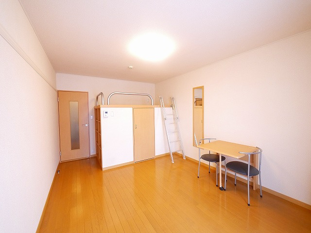 居室・リビング　おしゃれな居間です