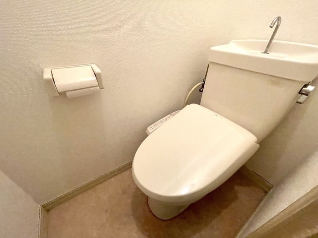 トイレ　トイレ