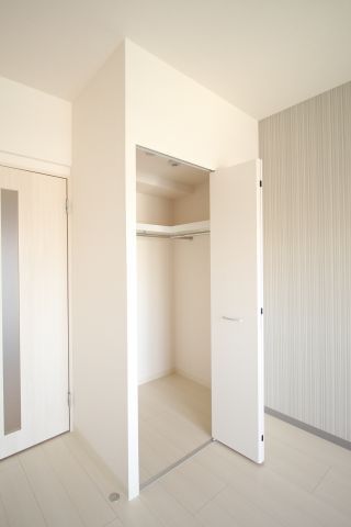 収納　荒川区西尾久3　ディ・アミカルBタイプ