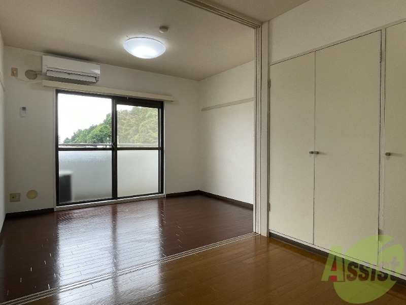 居室・リビング　ＬＤＫです。引き戸を開けるとさらに開放感があります。